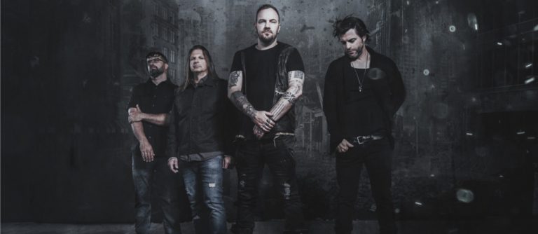 Adam Gontier y Santa Asonia