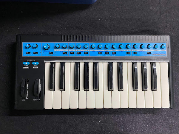 Original 1993 Bass Station