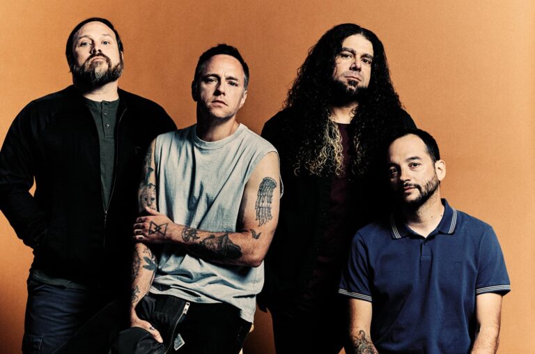 Coheed and Cambria / Taking Back Sunday Tour - Photo Credit: Jimmy Fontaine