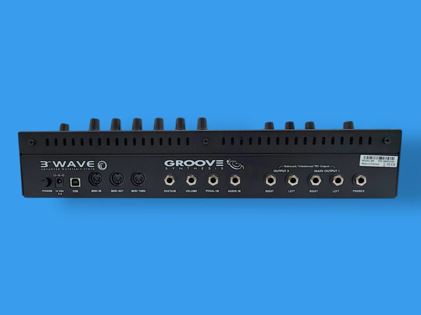 Groove Synthesis 3rd Wave 8M