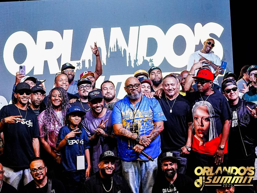 Felix "DJ Junebuhg" Posing with group